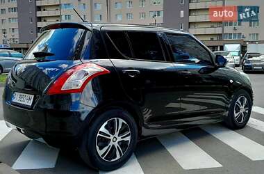 Хэтчбек Suzuki Swift 2012 в 