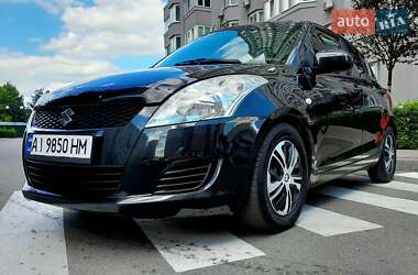 Хэтчбек Suzuki Swift 2012 в 