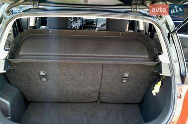 Хэтчбек Suzuki Swift 2012 в 