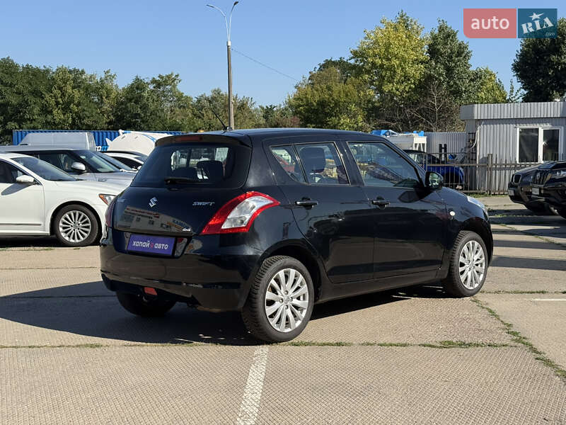 Хетчбек Suzuki Swift 2013 в Києві