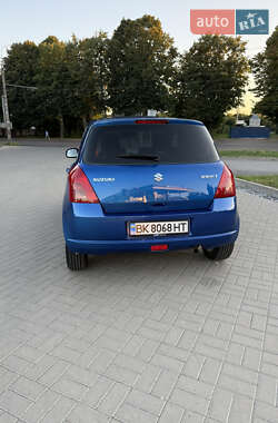 Хетчбек Suzuki Swift 2007 в 