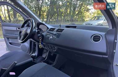 Хетчбек Suzuki Swift 2008 в 