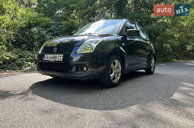 Хетчбек Suzuki Swift 2006 в Дніпрі