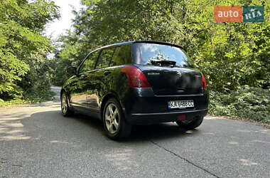 Хэтчбек Suzuki Swift 2006 в 