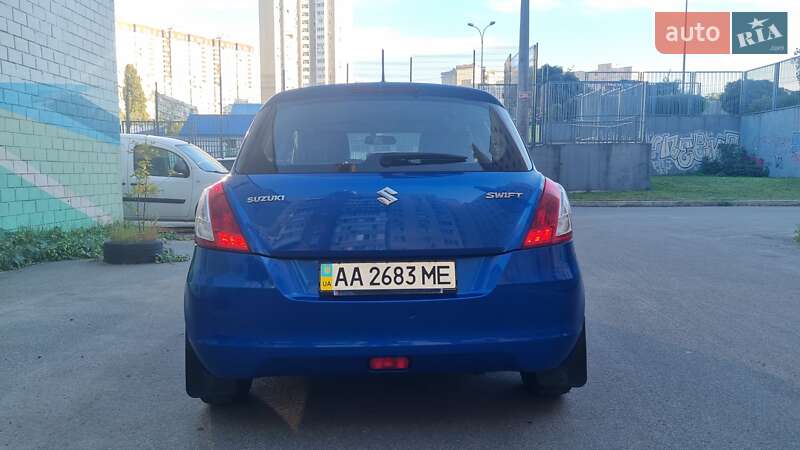 Хетчбек Suzuki Swift 2012 в Києві фото 4 Хетчбек Suzuki Swift 2012 в Києві
