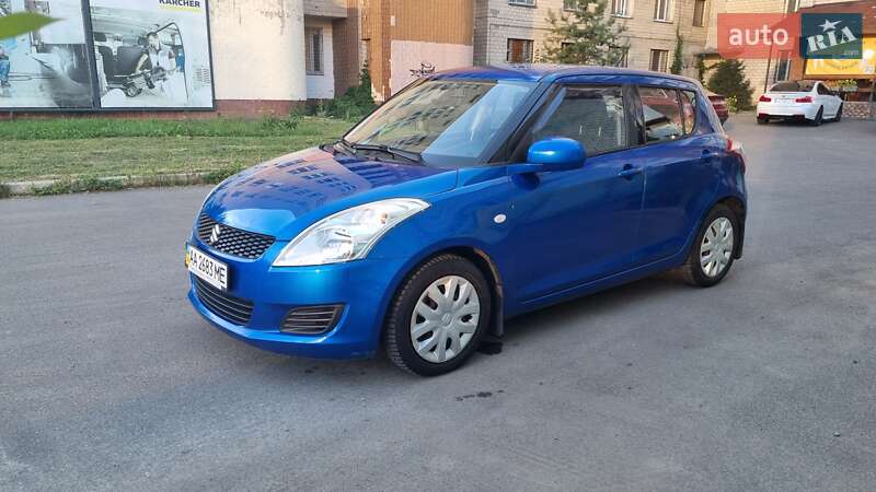 Хетчбек Suzuki Swift 2012 в Києві фото Хетчбек Suzuki Swift 2012 в Києві
