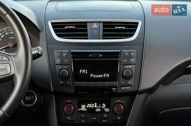Хэтчбек Suzuki Swift 2011 в 