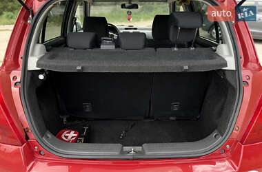 Хэтчбек Suzuki Swift 2006 в 