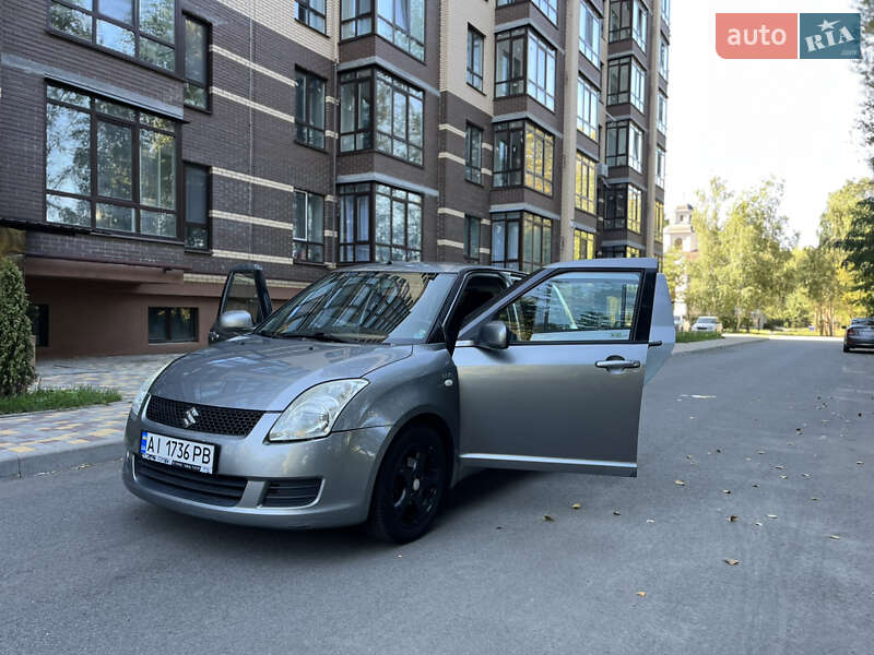 Хэтчбек Suzuki Swift 2008 в Чернигове