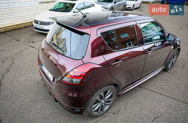 Хетчбек Suzuki Swift 2011 в 