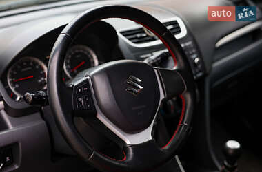 Хетчбек Suzuki Swift 2011 в 