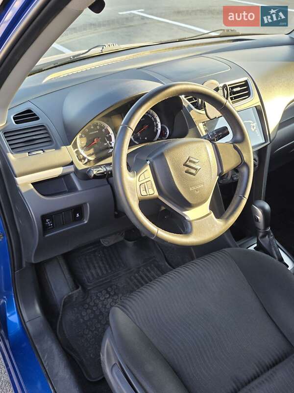 Хетчбек Suzuki Swift 2011 в Львові