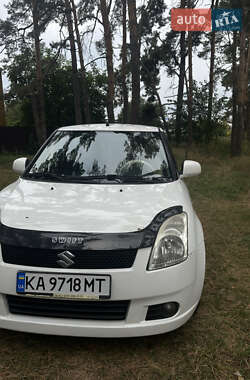 Хэтчбек Suzuki Swift 2008 в Киеве