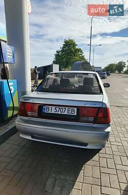 Седан Suzuki Swift 2002 в 