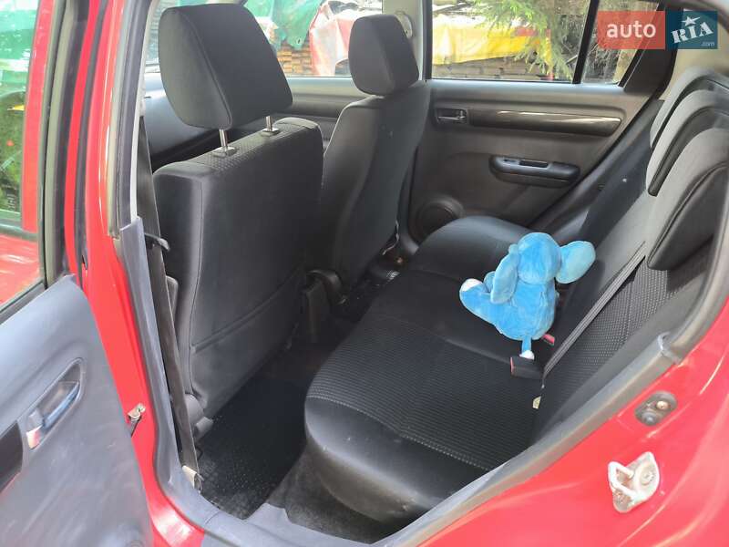 Хэтчбек Suzuki Swift 2006 в Виннице фото 2 Хэтчбек Suzuki Swift 2006 в Виннице