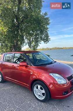 Хэтчбек Suzuki Swift 2008 в 