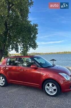 Хэтчбек Suzuki Swift 2008 в 