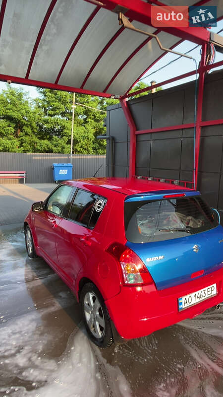 Хэтчбек Suzuki Swift 2010 в Мукачево