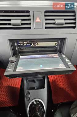 Хетчбек Suzuki Swift 2010 в 