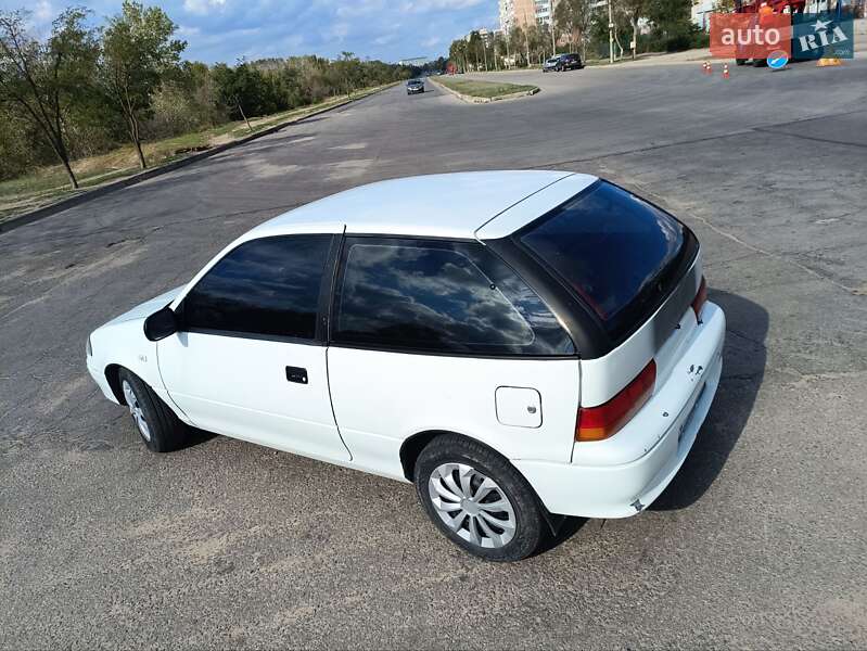 Хетчбек Suzuki Swift 1997 в Запоріжжі фото 6 Хетчбек Suzuki Swift 1997 в Запоріжжі