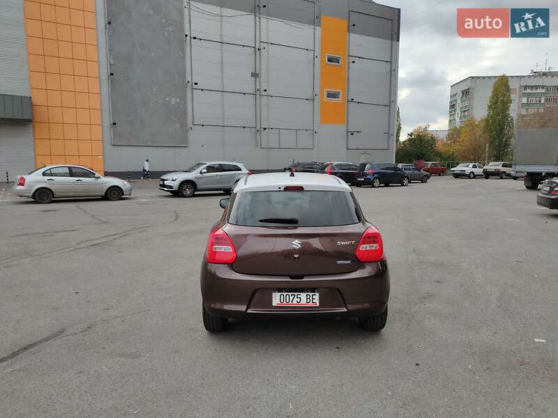 Хэтчбек Suzuki Swift 2018 в Киеве фото 5 Хэтчбек Suzuki Swift 2018 в Киеве