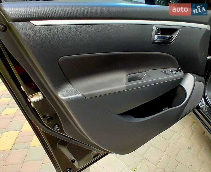 Хэтчбек Suzuki Swift 2012 в Броварах