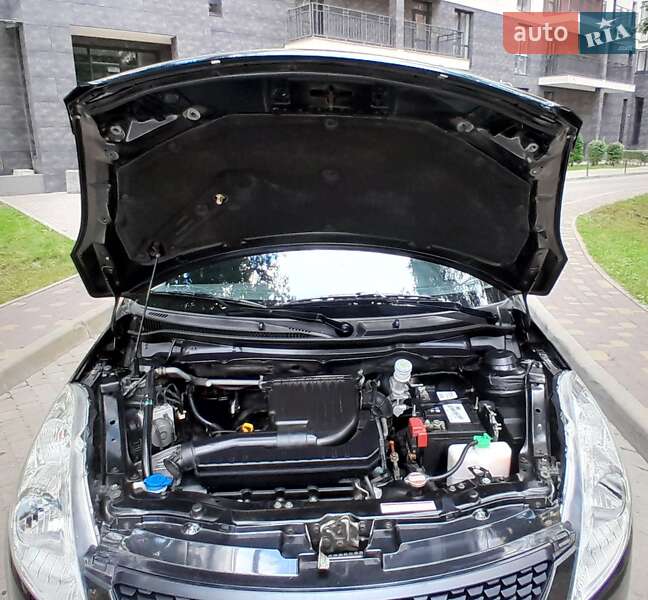 Хэтчбек Suzuki Swift 2012 в Броварах