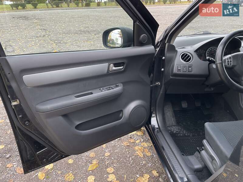 Хетчбек Suzuki Swift 2008 в Ужгороді