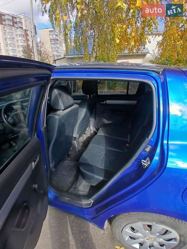 Хетчбек Suzuki Swift 2006 в Хмельницькому фото 12 Хетчбек Suzuki Swift 2006 в Хмельницькому