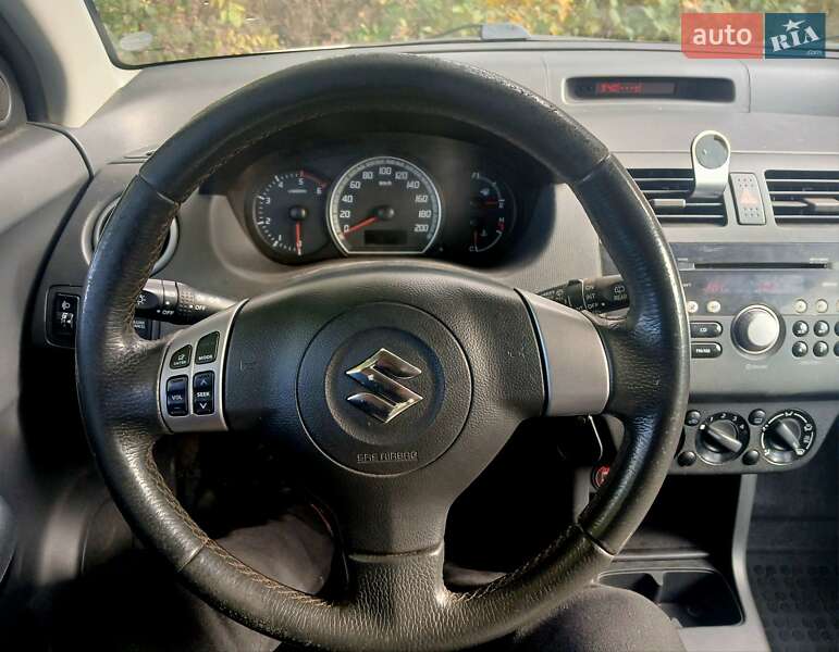 Хетчбек Suzuki Swift 2008 в Києві фото 5 Хетчбек Suzuki Swift 2008 в Києві