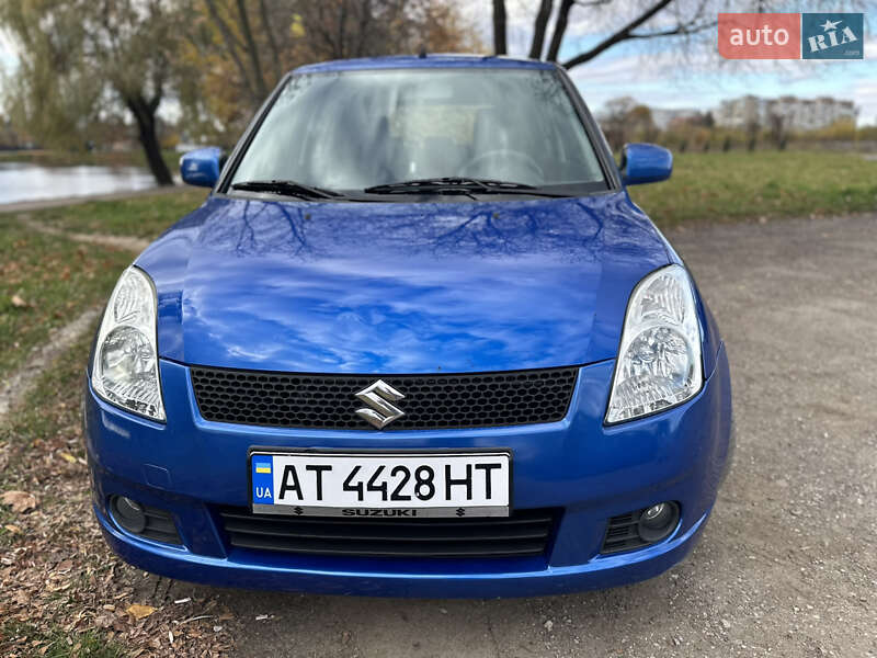 Хэтчбек Suzuki Swift 2006 в Коломые