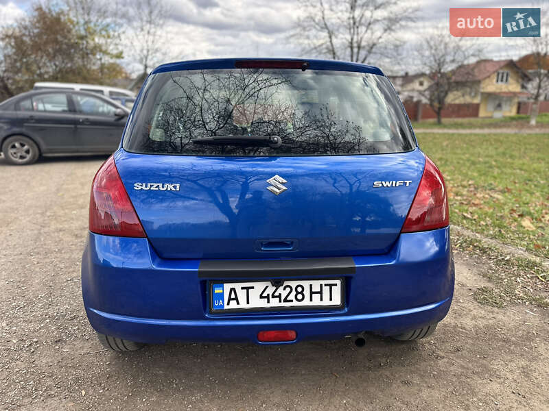 Хэтчбек Suzuki Swift 2006 в Коломые