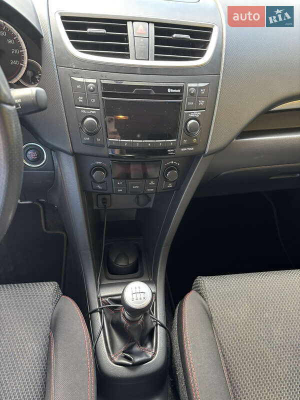 Хэтчбек Suzuki Swift 2014 в Киеве фото 22 Хэтчбек Suzuki Swift 2014 в Киеве