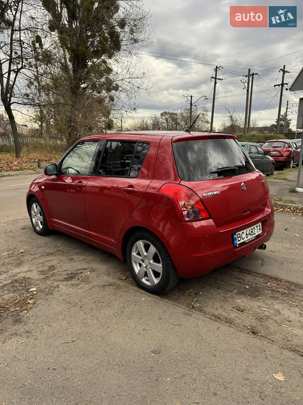 Хетчбек Suzuki Swift 2007 в Львові