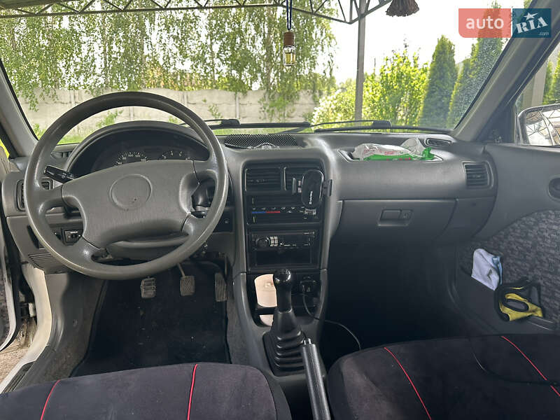 Седан Suzuki Swift 2001 в Броварах фото 8 Седан Suzuki Swift 2001 в Броварах