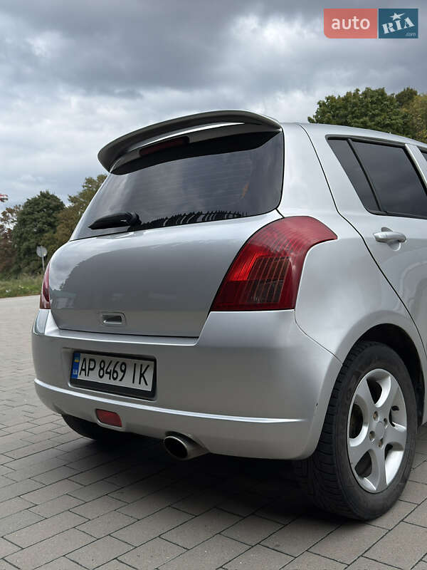 Хетчбек Suzuki Swift 2007 в Львові