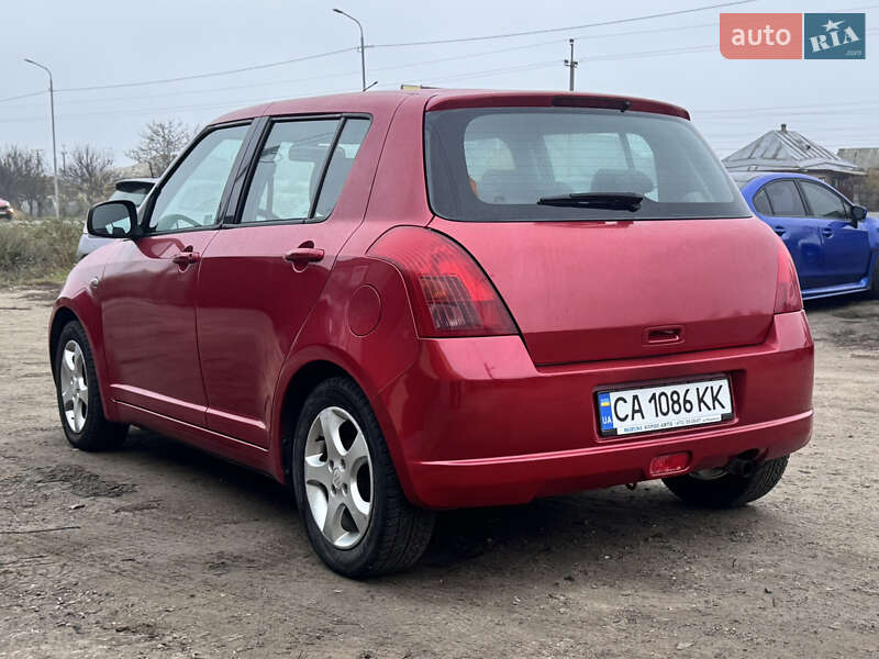 Хэтчбек Suzuki Swift 2006 в Черкассах