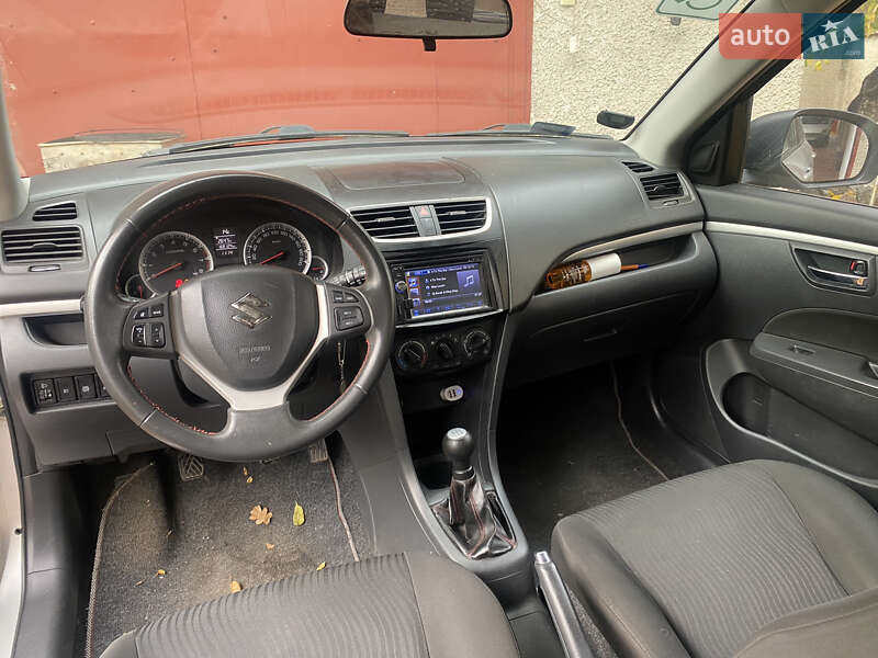 Хетчбек Suzuki Swift 2014 в Одесі