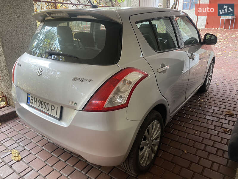 Хетчбек Suzuki Swift 2014 в Одесі