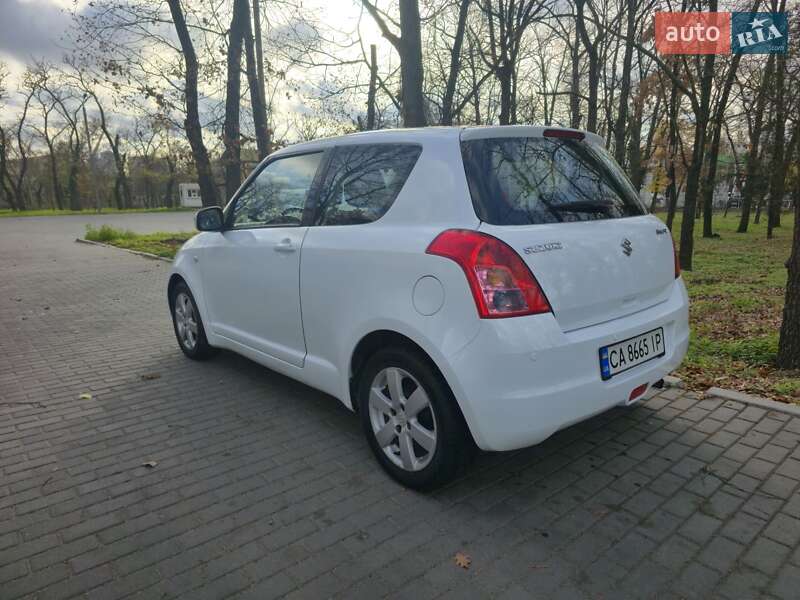Хетчбек Suzuki Swift 2008 в Миколаєві фото 2 Хетчбек Suzuki Swift 2008 в Миколаєві