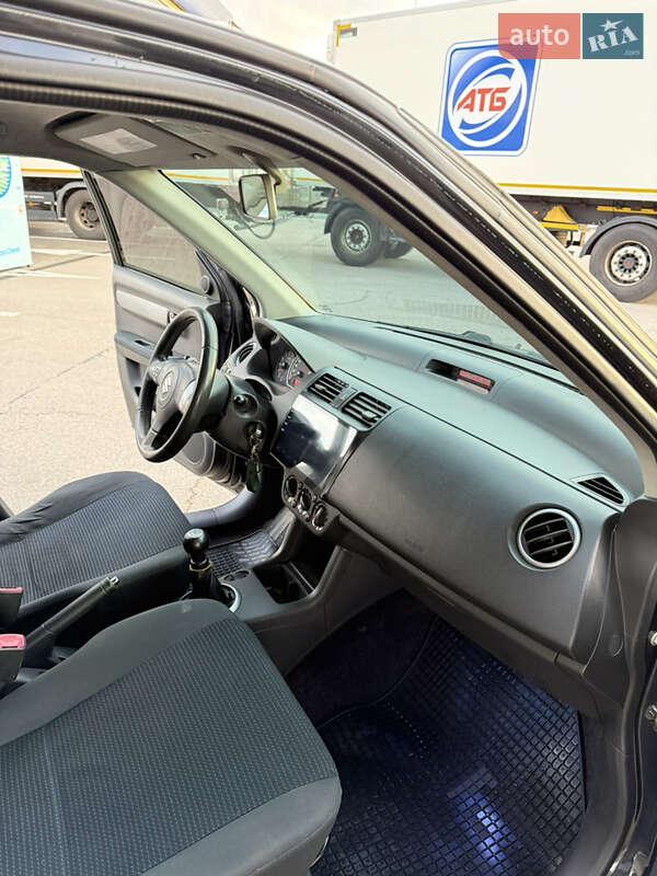 Хэтчбек Suzuki Swift 2010 в Днепре фото 18 Хэтчбек Suzuki Swift 2010 в Днепре