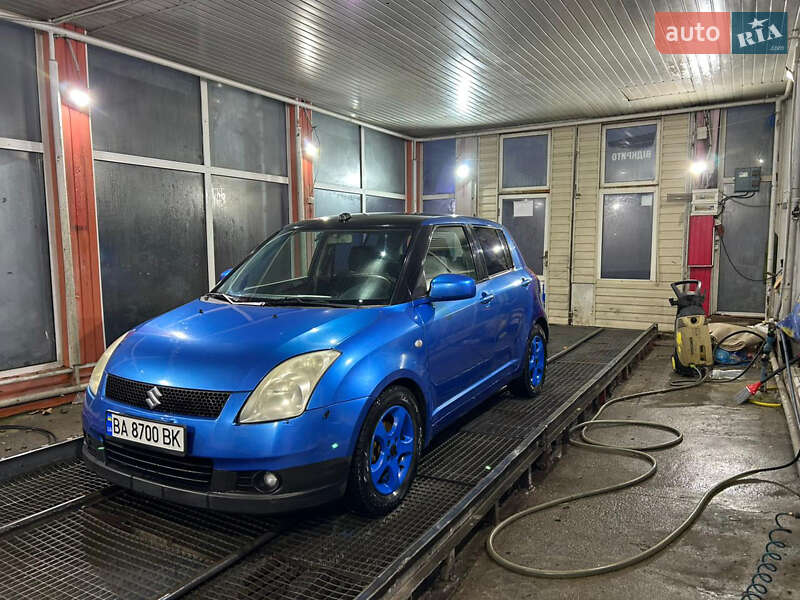 Хэтчбек Suzuki Swift 2005 в Кропивницком фото 13 Хэтчбек Suzuki Swift 2005 в Кропивницком