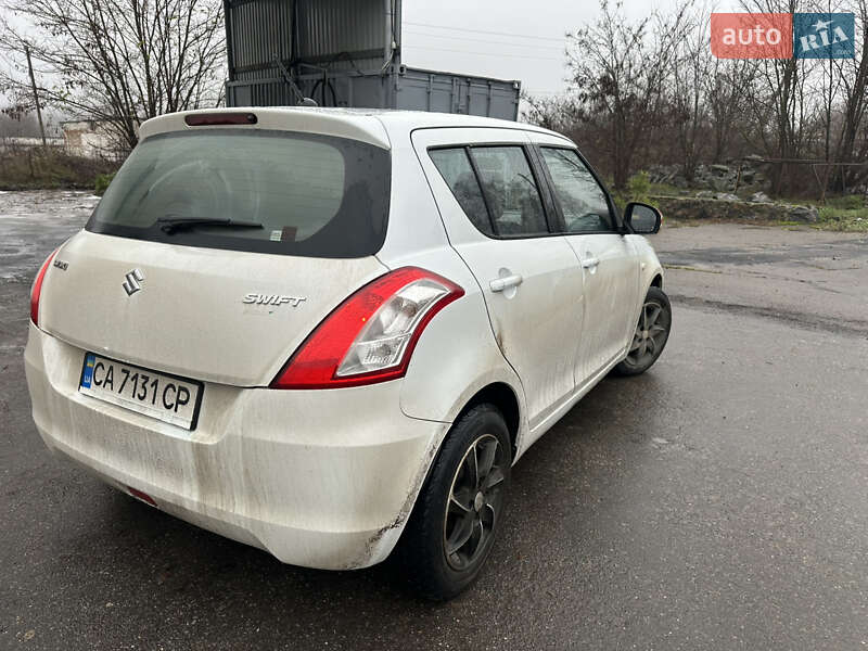 Хэтчбек Suzuki Swift 2011 в Звенигородке