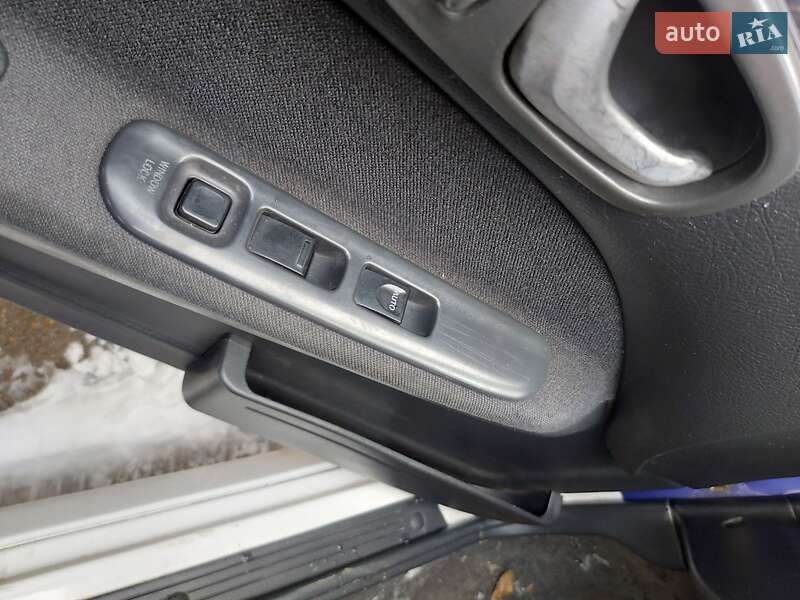 Хетчбек Suzuki Swift 1995 в Львові