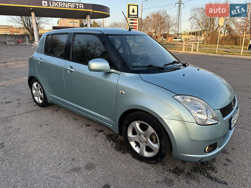Хетчбек Suzuki Swift 2006 в Запоріжжі фото 9 Хетчбек Suzuki Swift 2006 в Запоріжжі