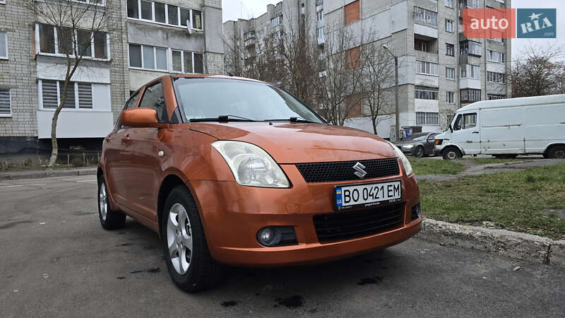 Хетчбек Suzuki Swift 2005 в Львові фото 3 Хетчбек Suzuki Swift 2005 в Львові