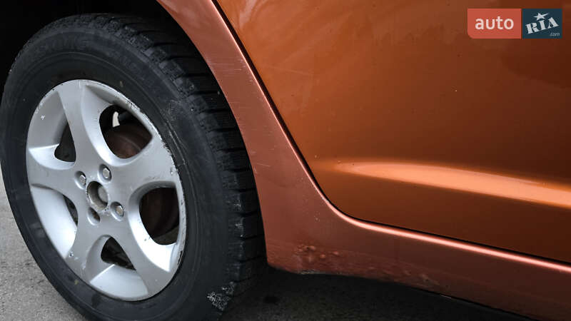 Хетчбек Suzuki Swift 2005 в Львові фото 29 Хетчбек Suzuki Swift 2005 в Львові