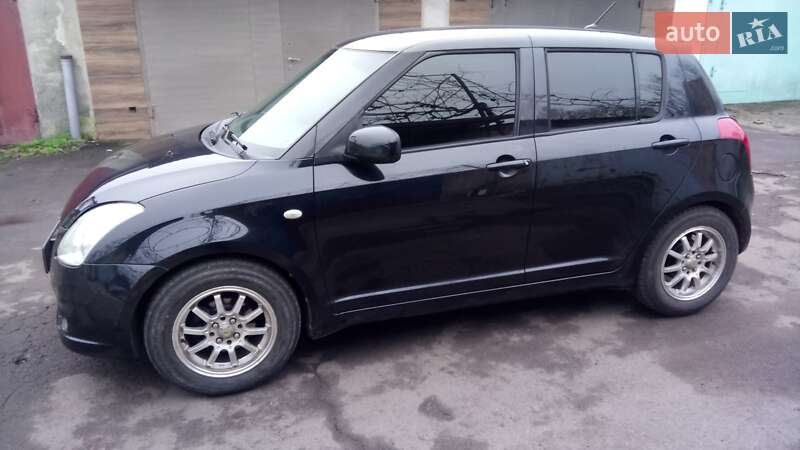 Хетчбек Suzuki Swift 2007 в Чорноморську