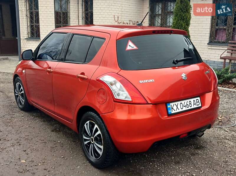 Хэтчбек Suzuki Swift 2011 в Харькове