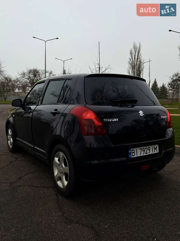 Хэтчбек Suzuki Swift 2007 в Кременчуге фото 2 Хэтчбек Suzuki Swift 2007 в Кременчуге